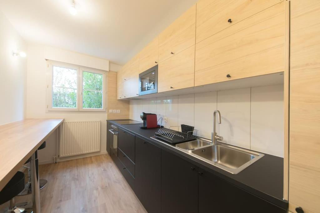 Suite Moderne Familiale 8 Pers - Disney 10M - 2 Sdb Bussy-Saint-Georges Dış mekan fotoğraf
